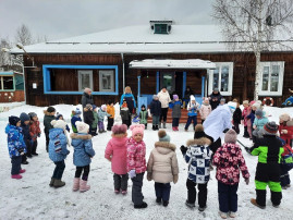 День Здоровья «Зимушка –зима, в гости к нам пришла» День Здоровья «Зимушка –зима, в гости к нам пришла».